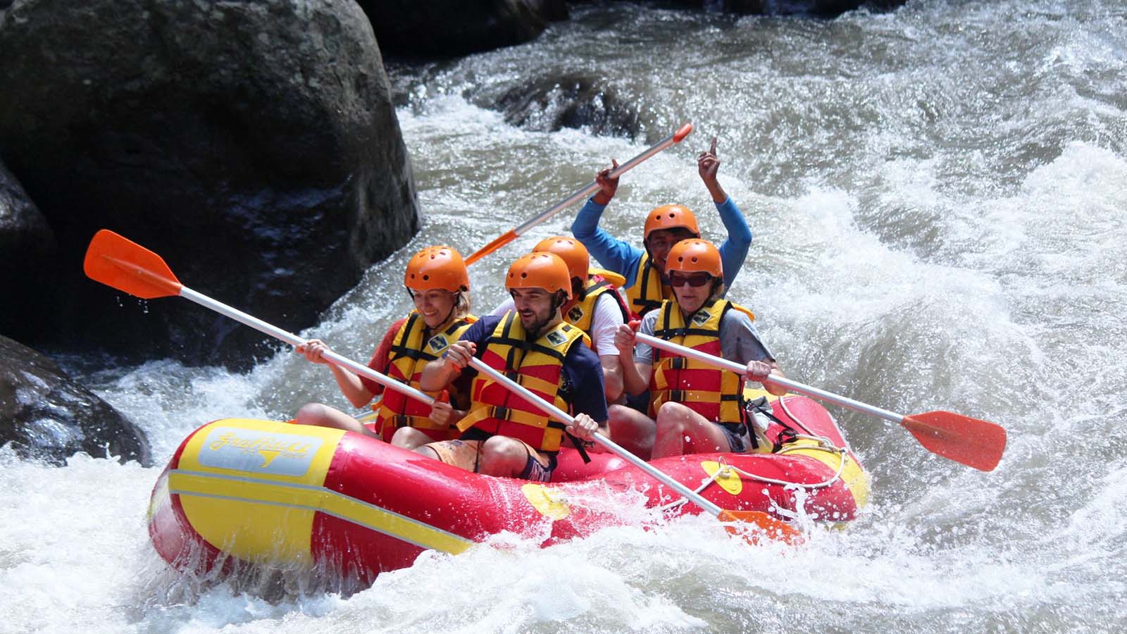 Arung Jeram Sungai Ubud dengan Makan Siang dan Antar Jemput - Gallery 1